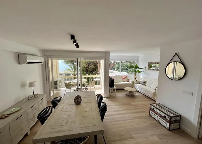 Con Vista Al Mar En Platja D'aro, Acceso Directo A La Playa - Es-298-35 Апартаменти *